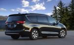 Chrysler Pacifica Hybrid Limited 35th Anniversary 2019 года